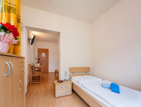 Hotel Waitz -Self Check In Unterwaltersdorf Luaran gambar