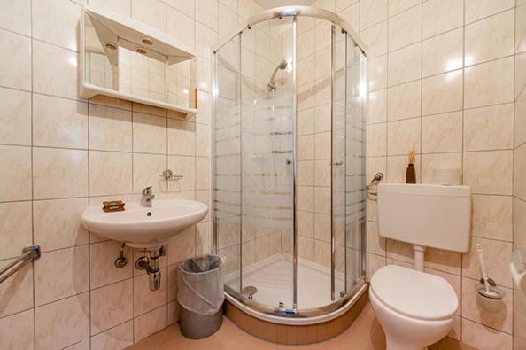 Hotel Waitz -Self Check In Unterwaltersdorf Luaran gambar